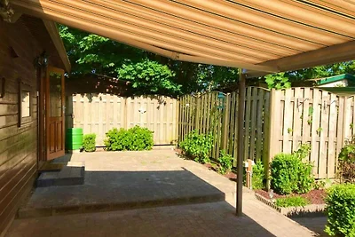 Chalet a Garderen con giardino
