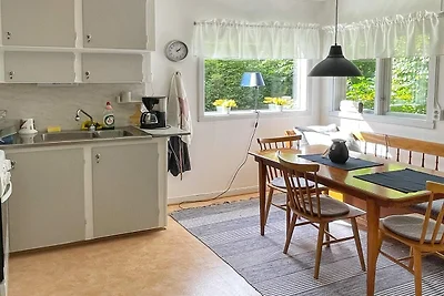 4 Personen Ferienhaus in HÄSTVEDA-By Traum