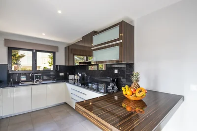 Villa für 8 Personen mit Garten