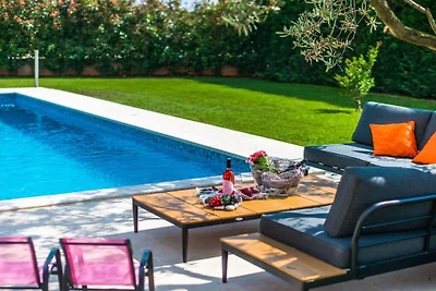 Villa in Svetvincenat mit Schwimmbecken