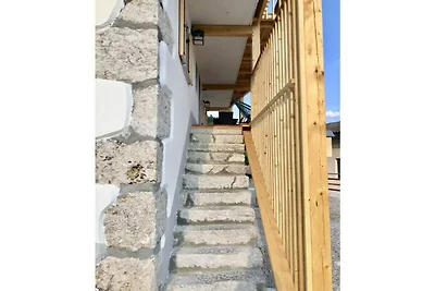 PLAVICA with cozy terrace 1000m from the bath...