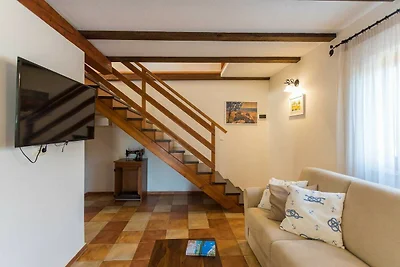 Ferienhaus in Pjescana Uvala in Strandnähe