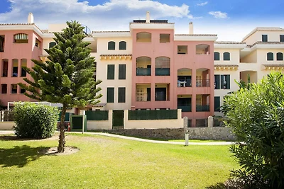 Belvilla by OYO Beachfront Zahara