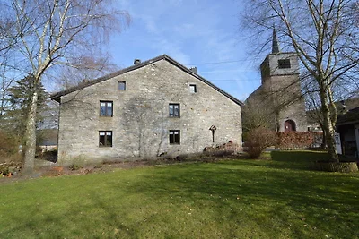Schönes Ferienhaus am See in Freyneux