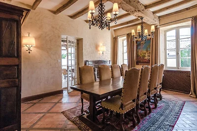 Gemütliche Villa in Sourzac mit privatem pool