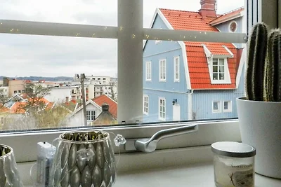 5 persone case ad LYSEKIL