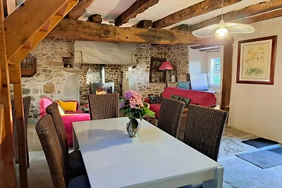 Granieten stenen huis – Guimaec