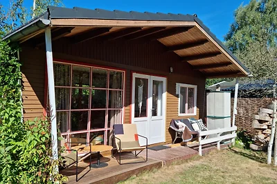 Ruhig gelegenes Chalet in Geel mit Garten
