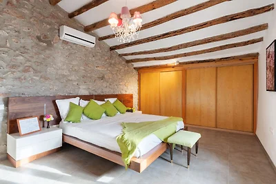 Casa di campagna a Culla con piscina privata