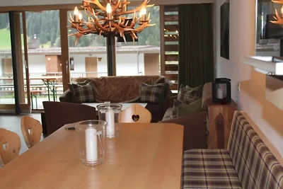 Chalet alpino con balcone e sauna