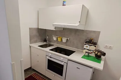 Studio Apartment Enter - Studio Apartment Wit...