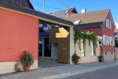 Im Weingut Frank Schmidt