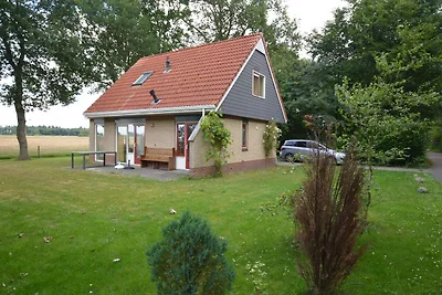 Schönes Ferienhaus mit großem Garten,