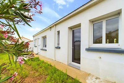 Apartment in Les Sables in der Nähe des Stran...