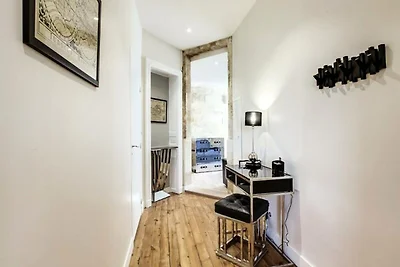 Appartamento a Bordeaux vicino a Place...