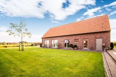 Gemütliches Ferienhaus mit Sauna in Zonnebeke
