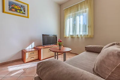 Appartement in Banjole, vlakbij het eiland Fr...
