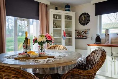 Chalet accogliente con comode terrazze a Hoek