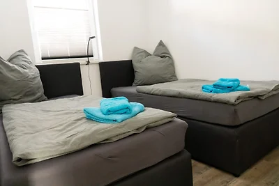 Moderne Ferienwohnung mit Seeblick & Terrasse