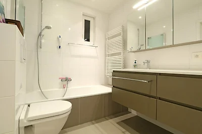 Ruim appartement aan de zeedijk