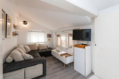 Apartments Roda - Comfort One Bedroom Apartme...