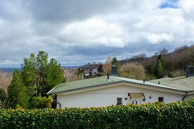 Grazioso bungalow con terrazza coperta