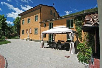 Exklusive Villa in Pistoia mit Swimmingpool