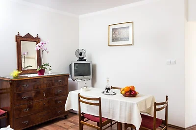 Apartments Ljubimir - One-Bedroom Apartment w...