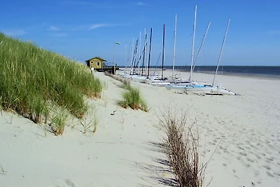 Ferienhaus mit eigenem Garten am Meer