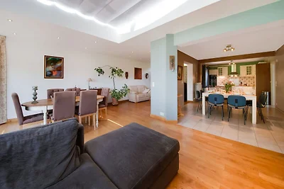 Casa rurale a Mohiville con terrazza
