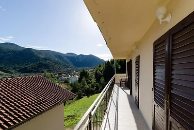 Apartment in Zuljana f�r 2 Personen