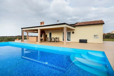 Schönes Ferienhaus in Novigrad mit privatem...