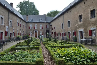 Villa in Mesch mit Garten