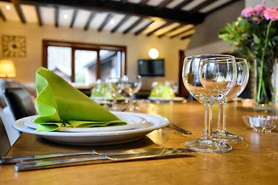 Luxuriöse Villa mit privatem Pool in Durbuy