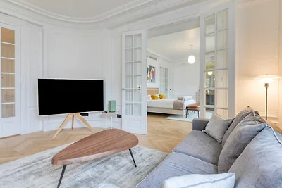 Prachtig AC Appartement Terras Madeleine...