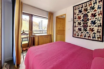 Geräumiges Apartment · Direkter Zugang zur Sk...