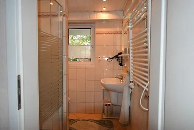 Schצne Wohnung in Krצpelin in der Nהhe von...