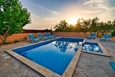 Ferienhaus mit Pool in Visocane