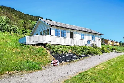 5 Personen Ferienhaus in averøy