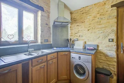 Angenehmes Ferienhaus mit privatem Pool