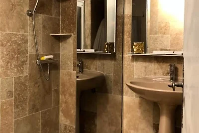 Häuser & Villen für 4 Personen