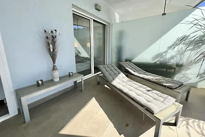 Appartamento a Higueron con vista sul mare