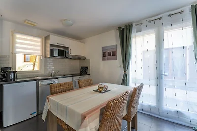 Schicke Wohnung in Lacanau in Strandnähe