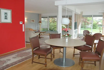 Ferienhaus in Berumbur mit Schwimmbecken