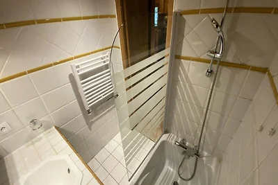 Apartment in Méribel mit Innenpool