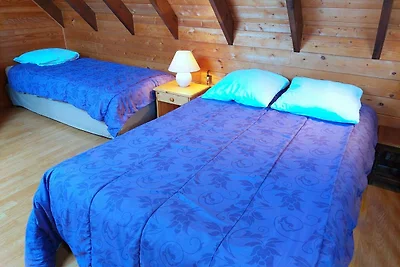 Steinhaus in Meernähe mit Kamin, Sibiril