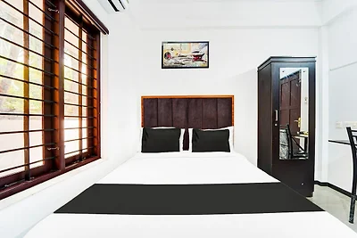 Super Hotel O Attukal