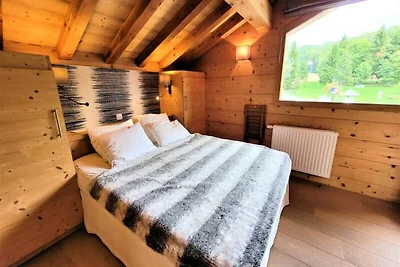 Chalet in Les Gets mit Pool und Hammam