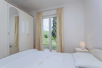 Apartments Ankora - Three bedroom apartment w...