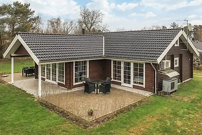 8 person holiday home in Hadsund-By Traum